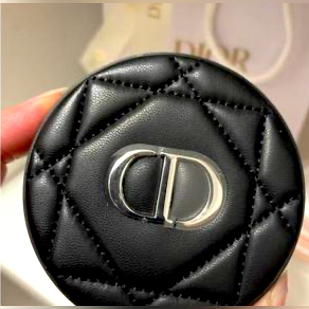 Dior compact mirror